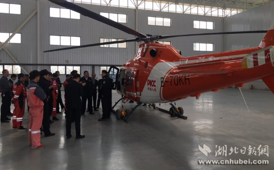 湖北高速公路救援開啟“空中通道” 直升機救援服務惠及百姓，通用航空融入民生
